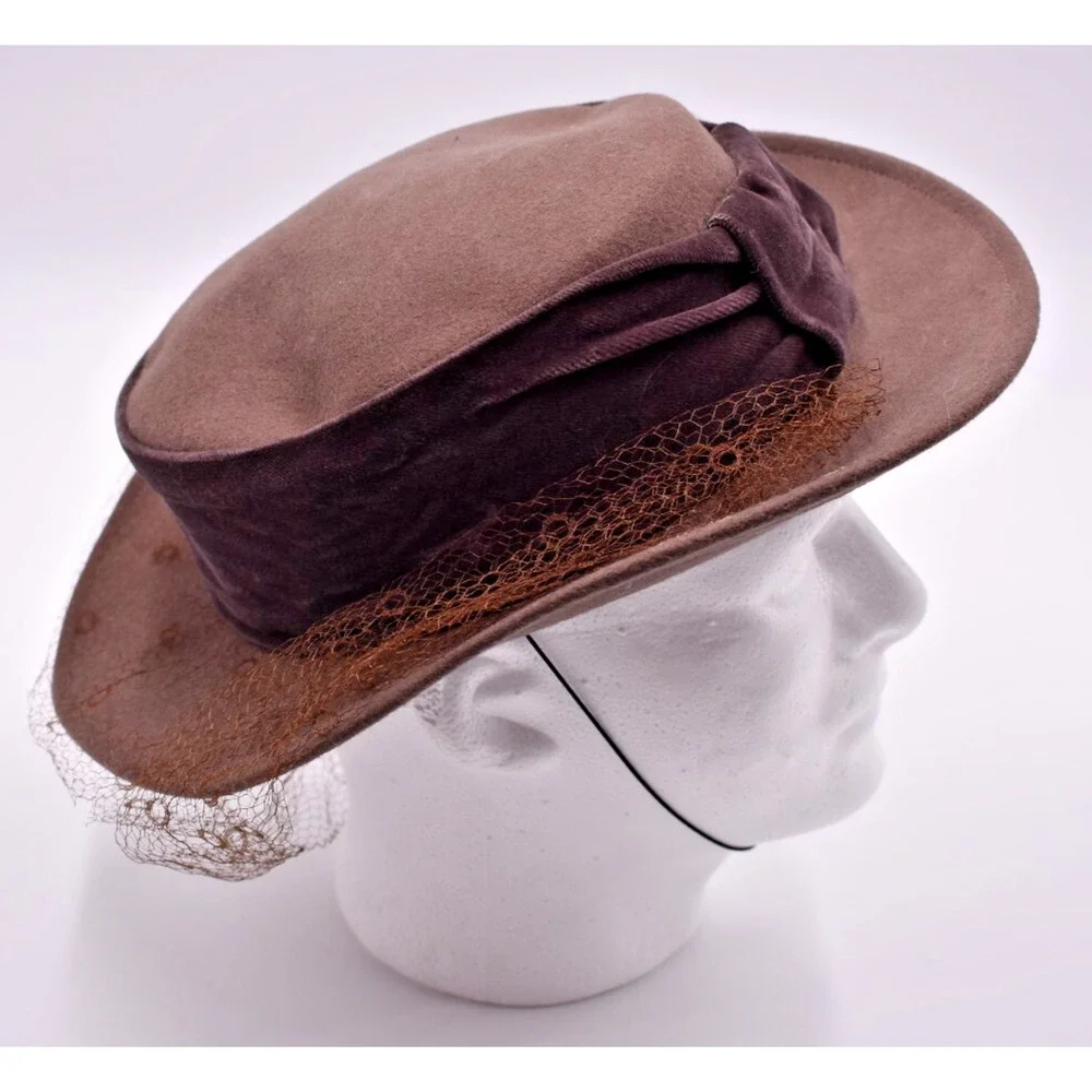 Vintage Whittall & Javits Doeskin Felt Wool Brown Derby / Church Hat Womens